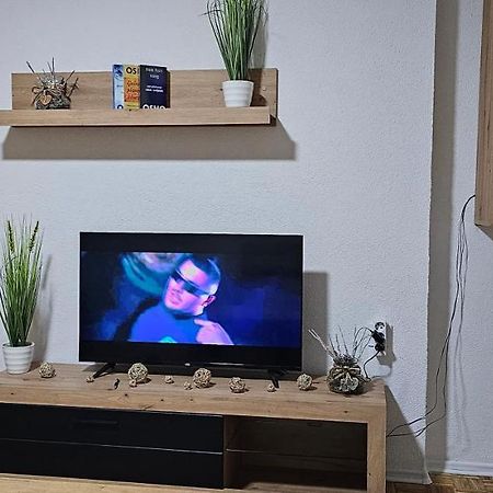 Bosanska DubicaStan Na Dan Kozarska Dubica公寓 外观 照片